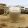 Mini bougie parfumée coulée dans tasse à café