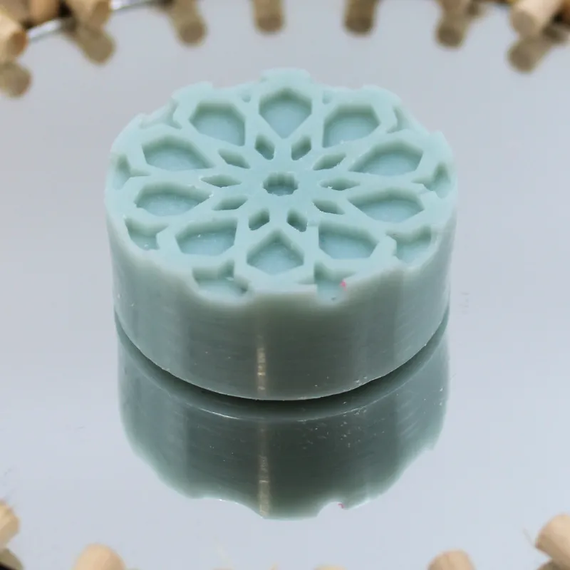 Fondant parfum iris et lavande en cire végétale Fondant parfum iris et lavande en cire végétale