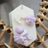 Suspension parfumée personnalisable avec landau et lettre et fleur