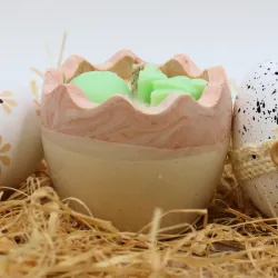 Bougie parfum mojito dans coquille d'œuf en jesmonite