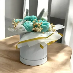 Bouquet de fleurs fondants parfumés personnalisable, confectionné à partir de cire végétale