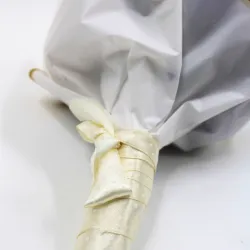 Bouquet de mariée en fondants parfumés personnalisable, confectionné à partir de cire végétale