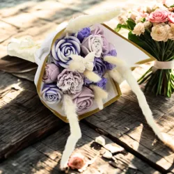 Bouquet de mariée en fondants parfumés personnalisable, confectionné à partir de cire végétale