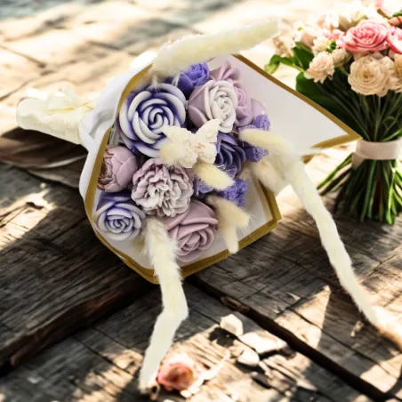 Bouquet de mariée en fondants parfumés personnalisable, confectionné à partir de cire végétale