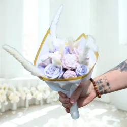 Bouquet de mariée en fondants parfumés personnalisable, confectionné à partir de cire végétale