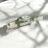Idée cadeau maitresse, atsem ou invités parfum de vêtement avec son support en jesmonite