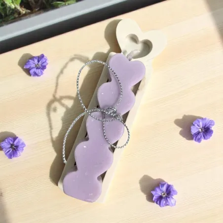 Idée cadeau maitresse, atsem ou invités bougie parfumée avec support en jesmonite