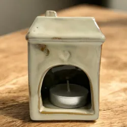 Petit brûle parfum design maison couleur crème