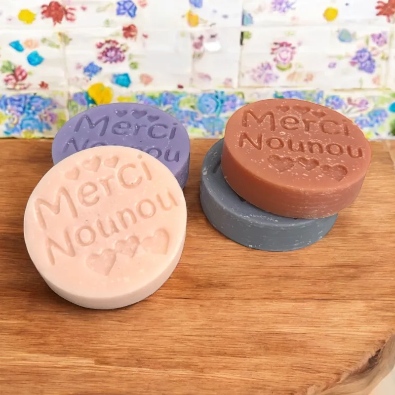 Lot 4 fondants parfumés "Merci Nounou"