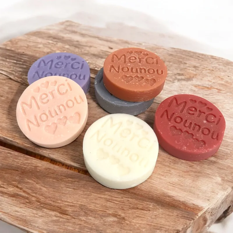 Lot 6 fondants parfumés "Merci Nounou" Lot 6 fondants parfumés "Merci Nounou"