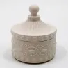 Bougie parfumée avec son contenant en jesmonite style boite à bijou