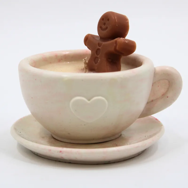Bougie parfumée avec tasse et coupelle en jesmonite