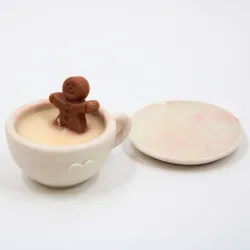 Bougie parfumée avec tasse et coupelle en jesmonite