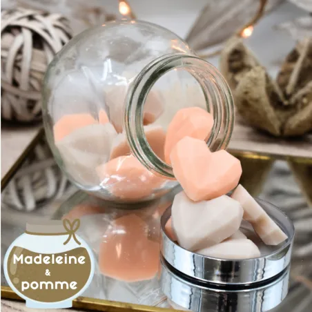 Pot de 15 minis fondants coeurs pomme d’amour et madeleine