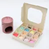 Coffret gourmand 24 fondants + 1 brûle parfum flamant rose