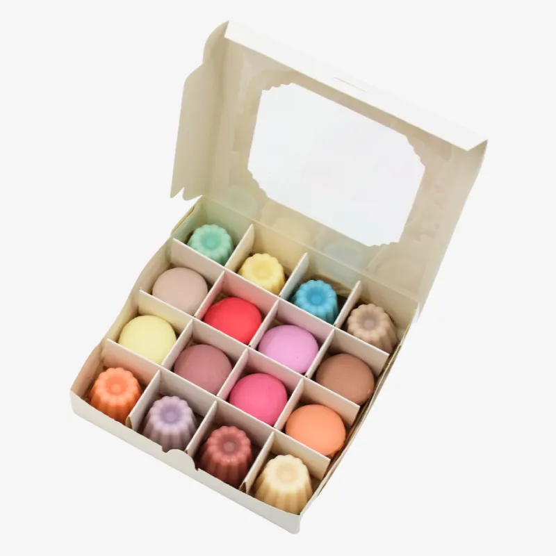 Coffret gourmand 24 fondants tablettes, macarons et cannelés parfumés